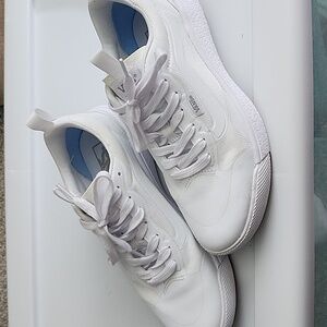 Vans Ultrarange Sneakers